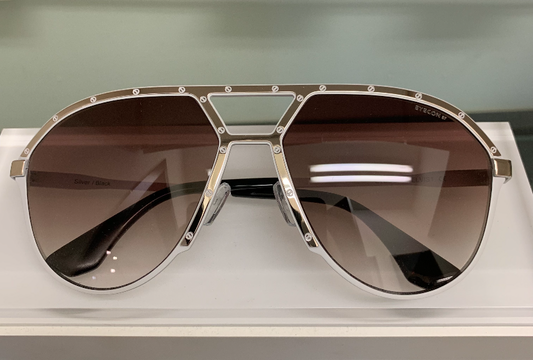 White Aviator sunglasses with metallic plate